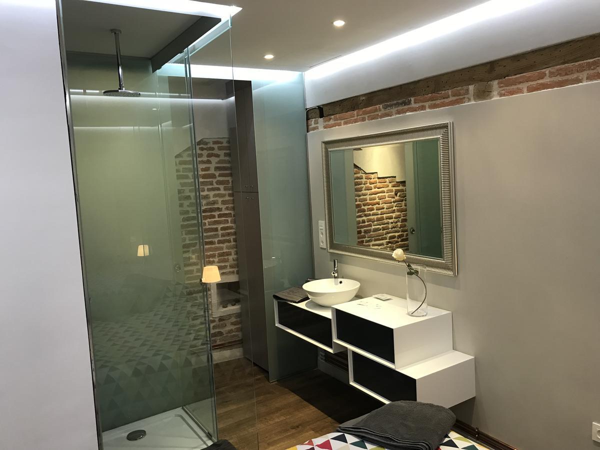 Airva: Apartamento Duque De La Victoria บายาโดลิด ภายนอก รูปภาพ