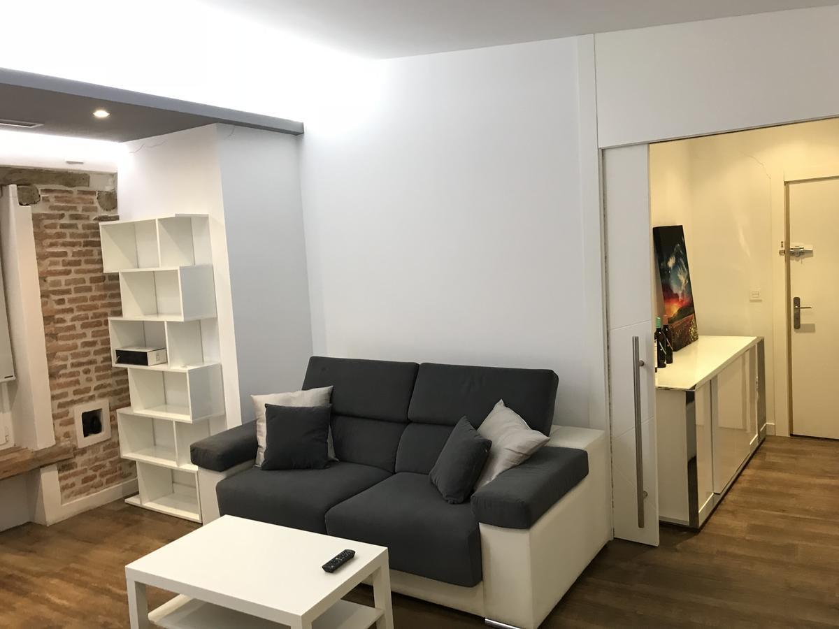 Airva: Apartamento Duque De La Victoria บายาโดลิด ภายนอก รูปภาพ